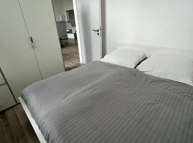 Alte Schule 1 * Schauenburg