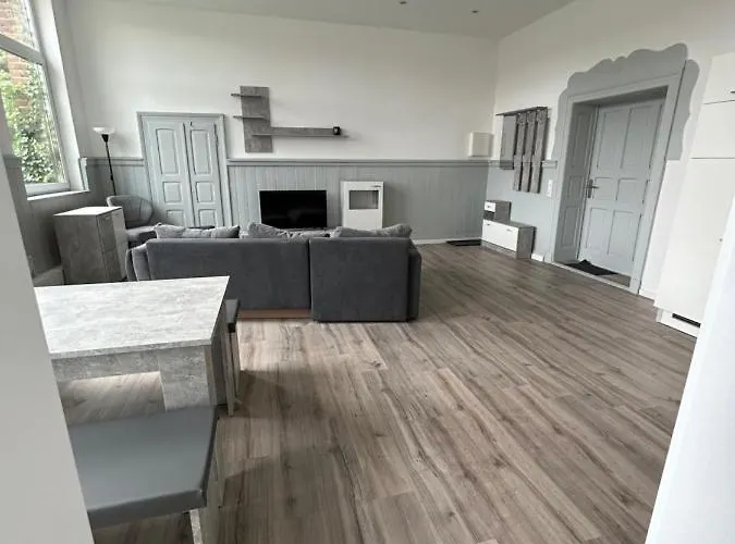 Alte Schule 1 Schauenburg